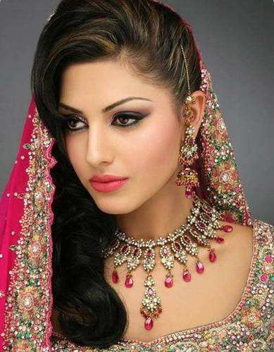 印度男子在网上分享来中国的经历：女人参与工作，不用宗教废话