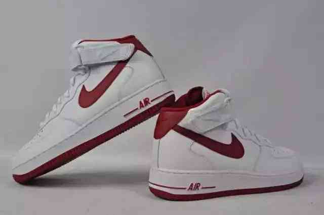 灌篮高手篮球鞋能打球吗,扒篮球鞋