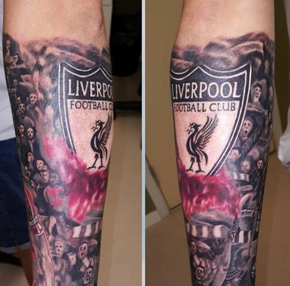 关于足球纹身图案小腿,足球有关纹身