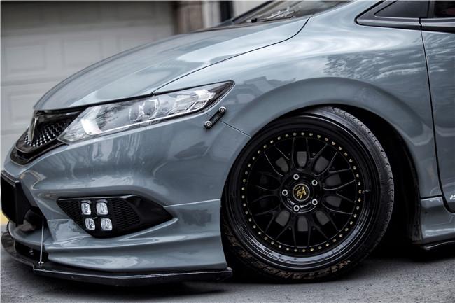 从“背书包穿校服”到毕业一身朴素白衣，福建车友打造超帅本田杰德