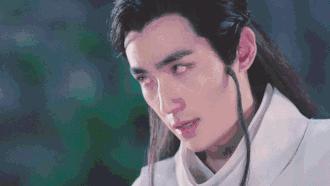 朱一龙自己采访自己尬聊,朱一龙自己尬聊