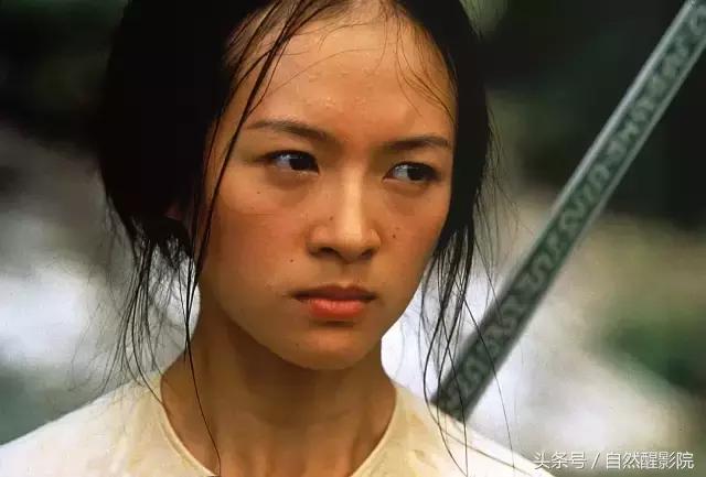 这位“大*子骗**”，虐过多少“小鲜肉”