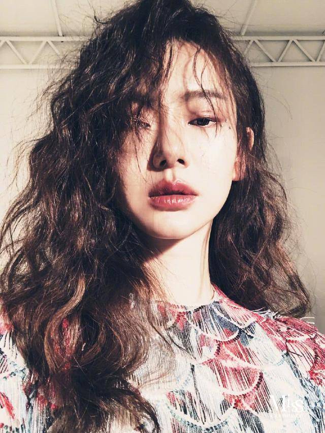 七哥力荐：女人的激吻唇一定要配上海藻卷才是真性感