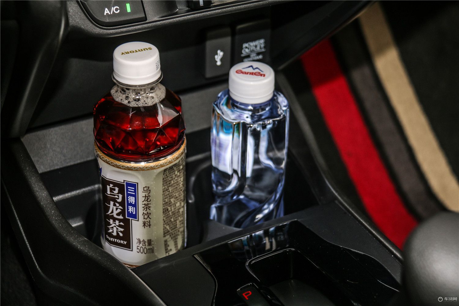 关于第五代全新本田锋范city,省心省油实用代步车本田锋范