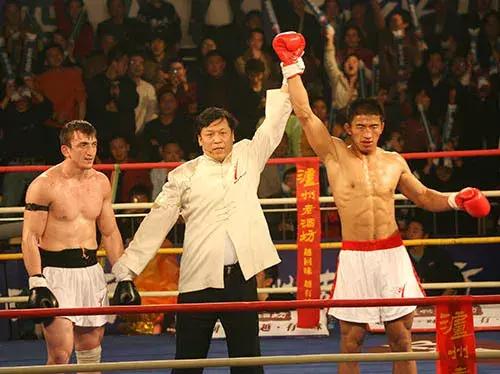 战神归来：散打20年，白近斌的第3把剑！