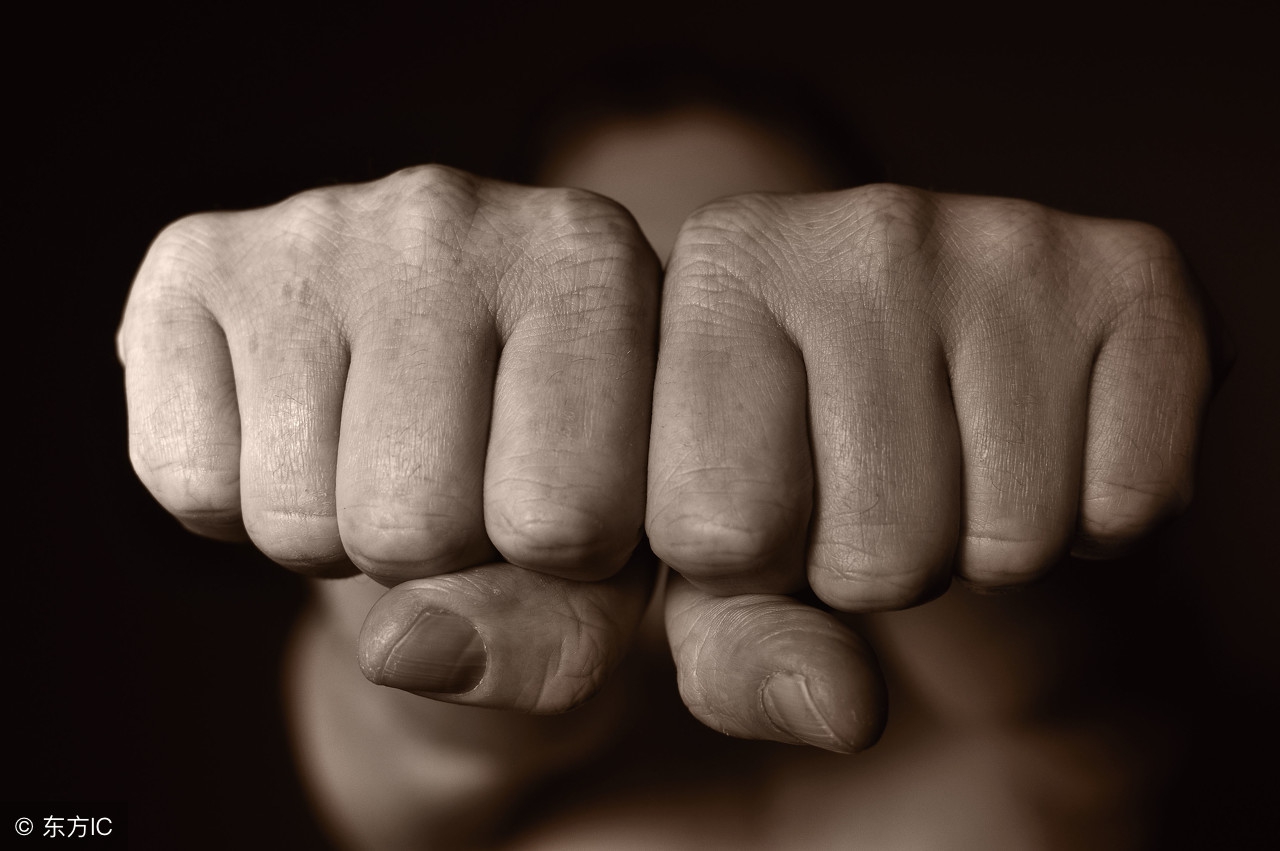 在美国什么违法会被遣送回国,我们生活中理所当然的事有哪些