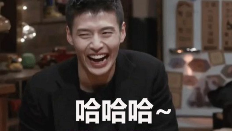 网红喷雾哪款最好,uh防晒喷雾