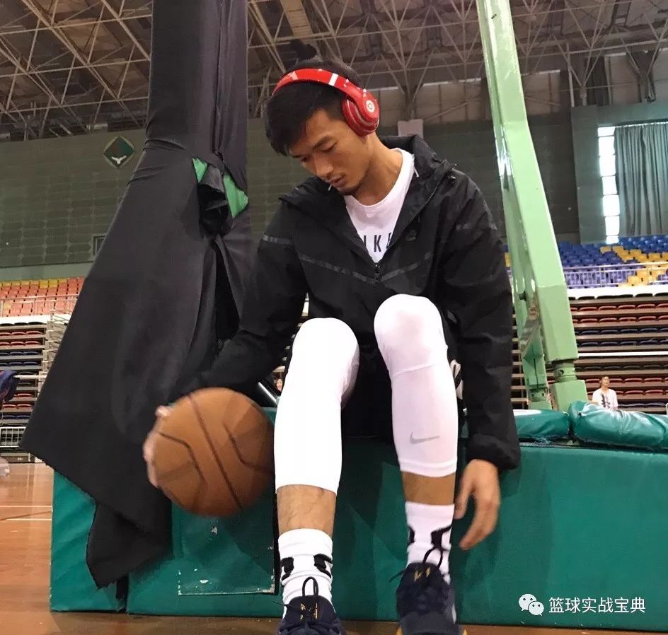 放弃称霸野球场，省实余文乐要当中国的史蒂文斯