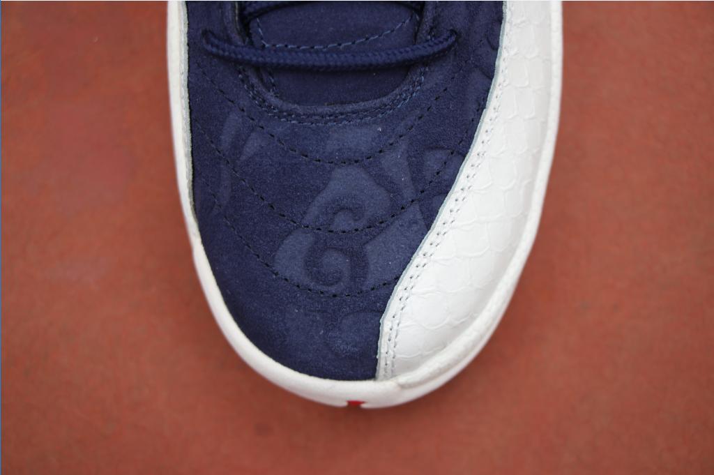 最近很火的airjordan1,airjordan12最新复刻颜色