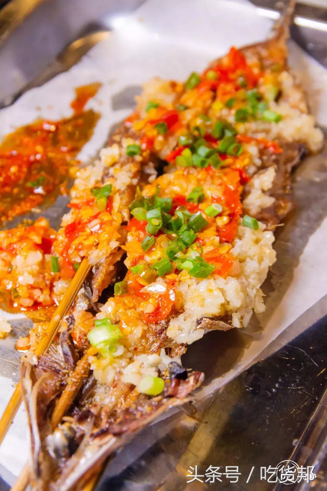 送花甲/小龙虾!还有岳阳姜辣菜助阵,这家小龙虾音乐剧演的不错