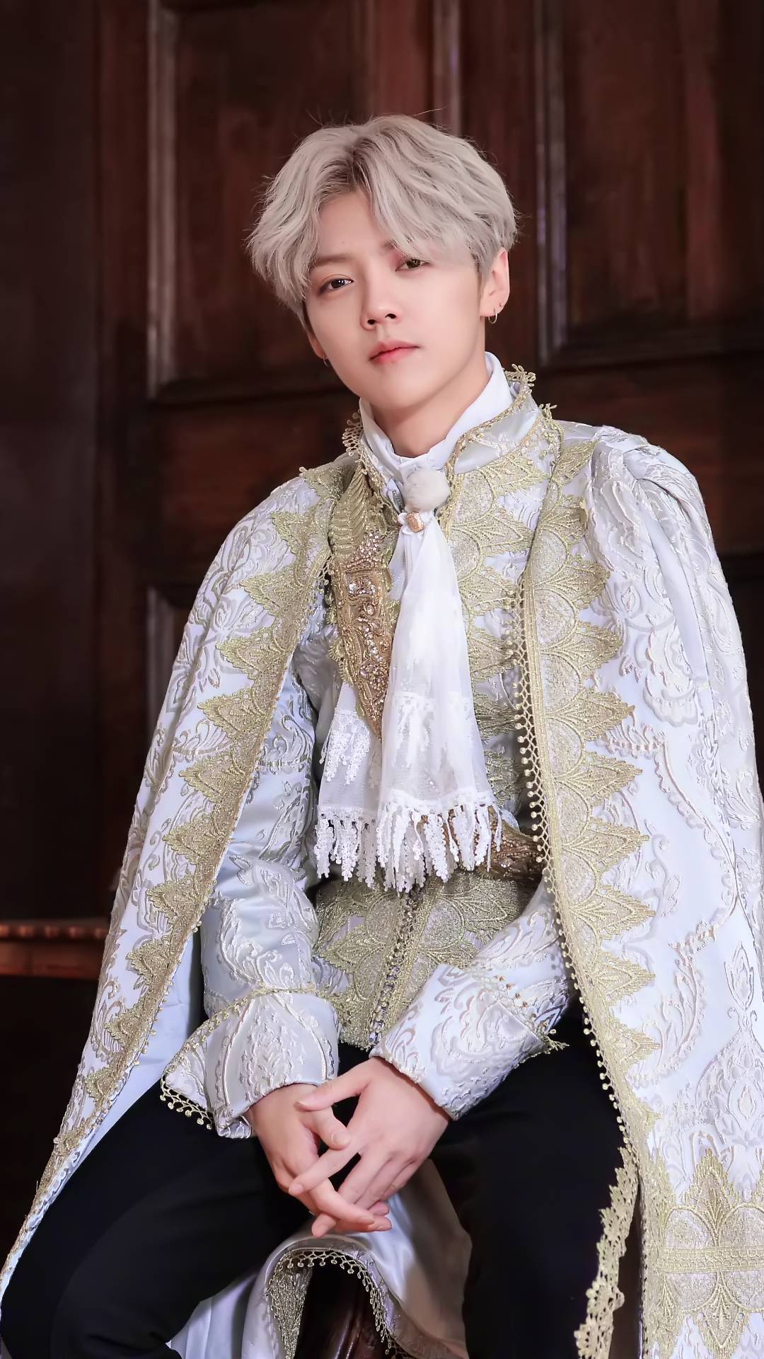 努力去见鹿晗壁纸,鹿晗的在劫难逃壁纸