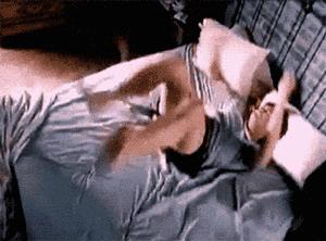 枕头是选高的好还是低的好,枕头高点还是低点对心脏好