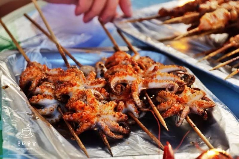 暑期去山东龙口,拍ins风网红大片,看没有游客蔚蓝大海!