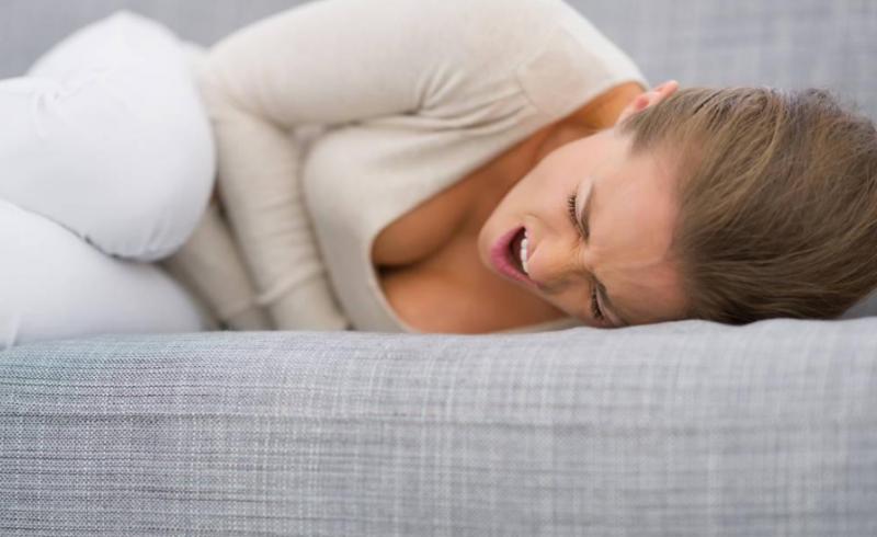 女朋友来姨妈不方便洗头怎么办,女生来姨妈为什么不可以洗头