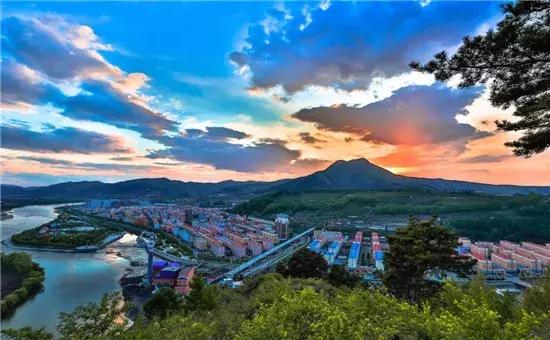 吉林东部边境小城,吉林十佳避暑城市
