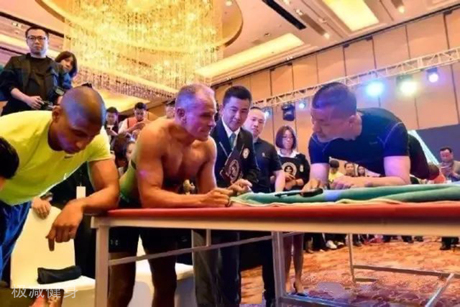 多久才能练到20分钟平板支撑,如何达到坚持五分钟的平板支撑