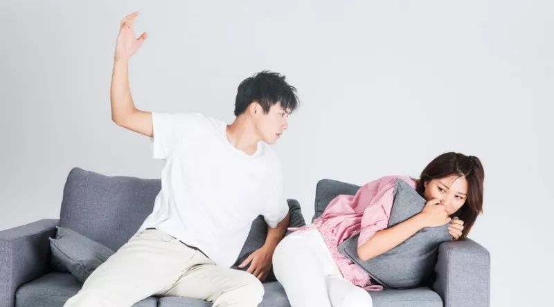 佛检拍案丨两*女幼**泣血悲鸣:我爸缘何杀了我妈?