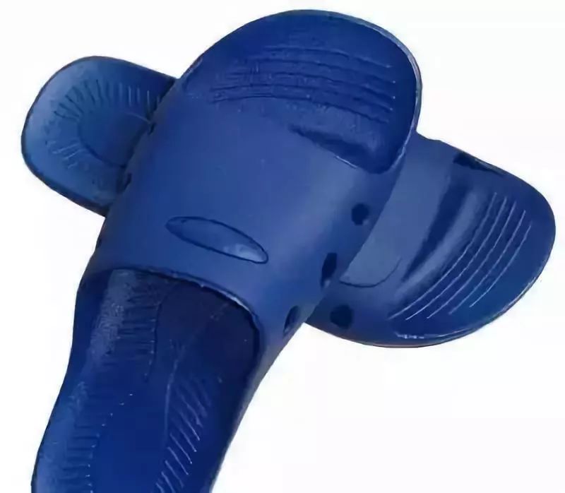 2万一个编织袋？4千一双塑料鞋？贫穷限制了我的审美……