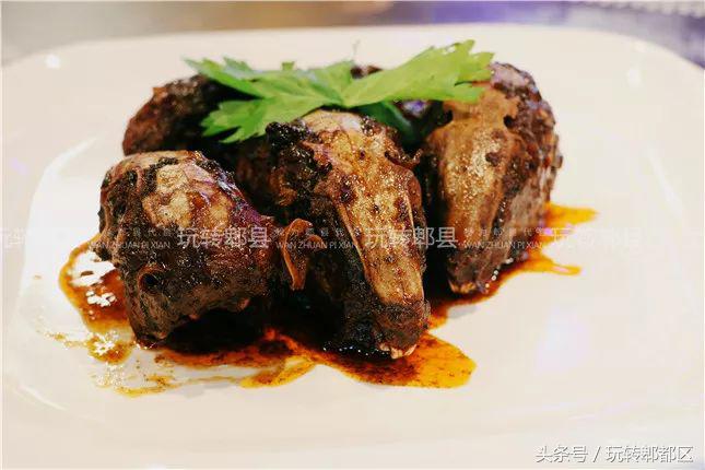 萌翻了！火爆全国的网红“熊熊”锅惊现郫都！快来打卡……