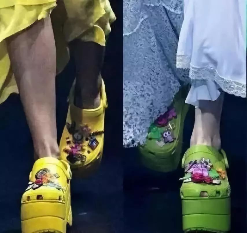 2万的编织袋？4千的塑料鞋？难道真是贫穷限制了我的审美？