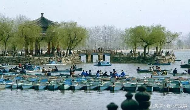 这么热的伏天儿，过去没有空调，北京人如何过的？