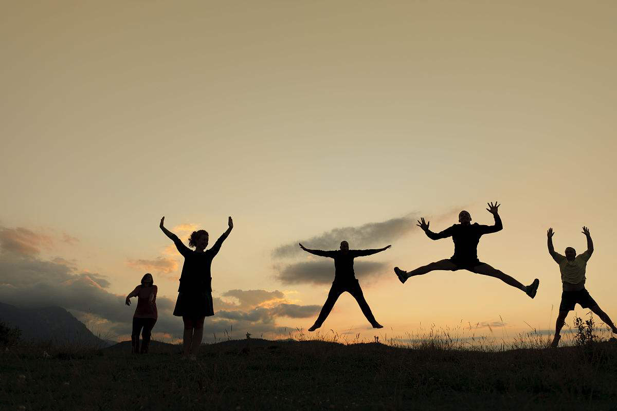 想看大草原是去西藏还是新疆,想看草原去哪里合适