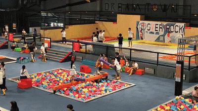 天津“巨型”打卡圣地！蹦床、攀岩、冰壶、游戏机随！便！玩