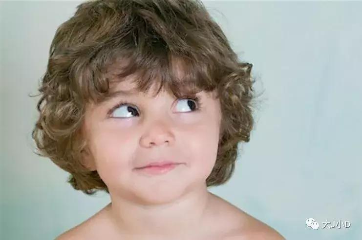 摸下半身就是*慰自**？盯着孩子的手时，看到孩子这个人了吗？