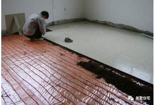 如何应对下雨返潮建房,农村房子地面返潮如何补救