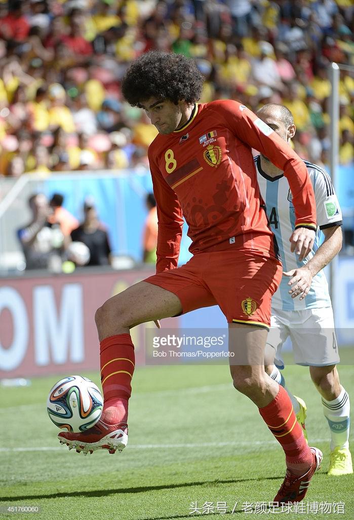 世界杯鸳鸯足球鞋,世界杯彪马鸳鸯足球鞋绿橙