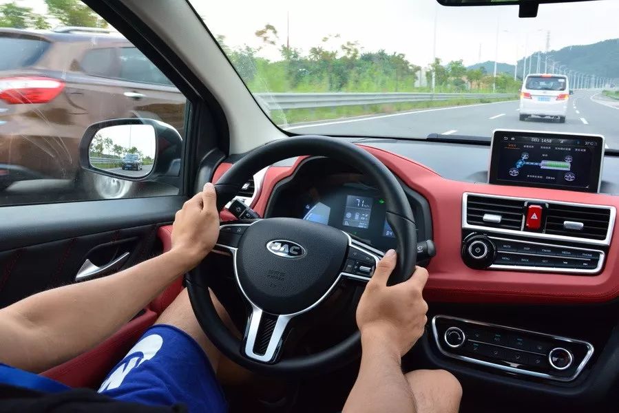 试驾江淮iev6e390公里高速续航,A00级新能源汽车测试