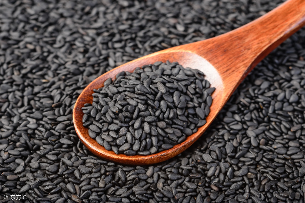 少年白发黑发方法,如何解决青少年一头白发