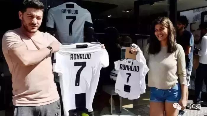 c罗在尤文时期的球衣,尤文图斯c罗球衣销量