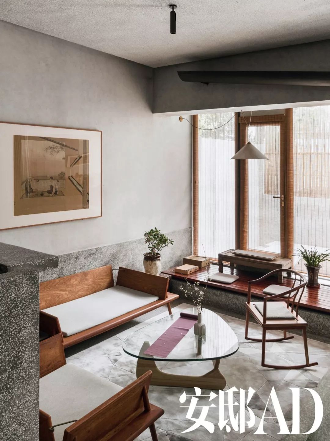 酷暑难熬宅在家里放松一下,酷暑难熬宅在家里放松一下心情