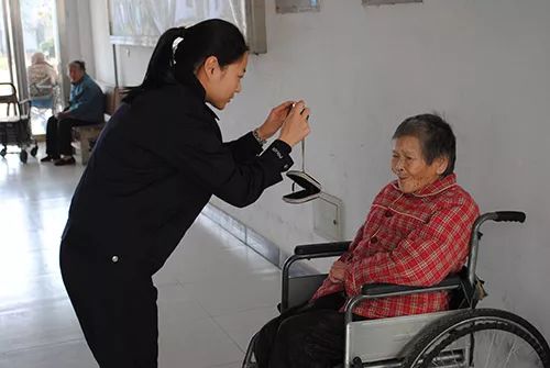 户政大厅可以补办身份证吗,户政大厅是办身份证件的吗