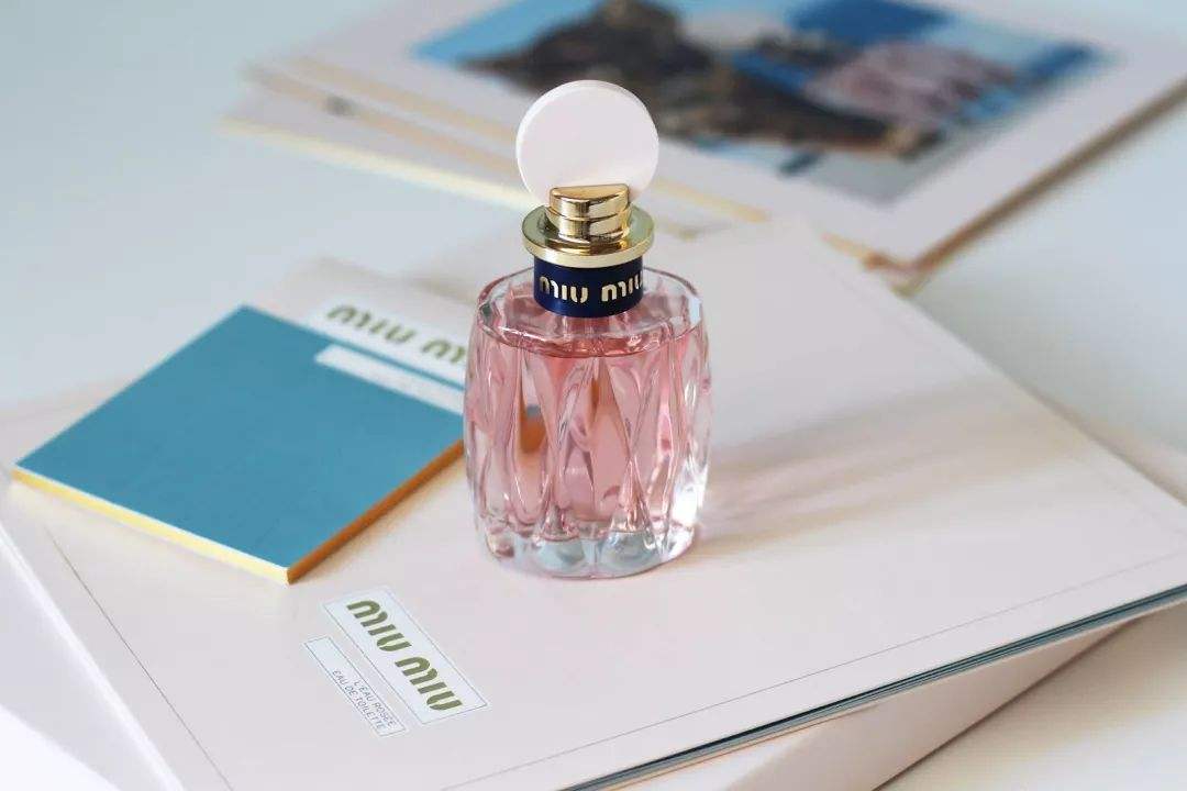 假香水是劣质的吗,真假奢侈品香水鉴定