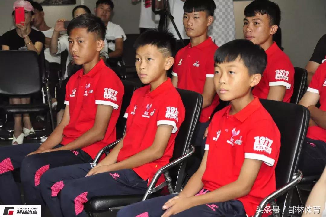 为什么球员都那么努力,足球为什么很多人都很励志