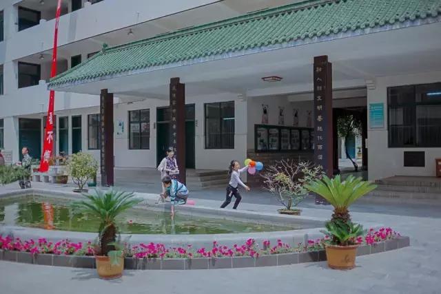 徐州二中变“停车场”！还有哪些回忆留下来？