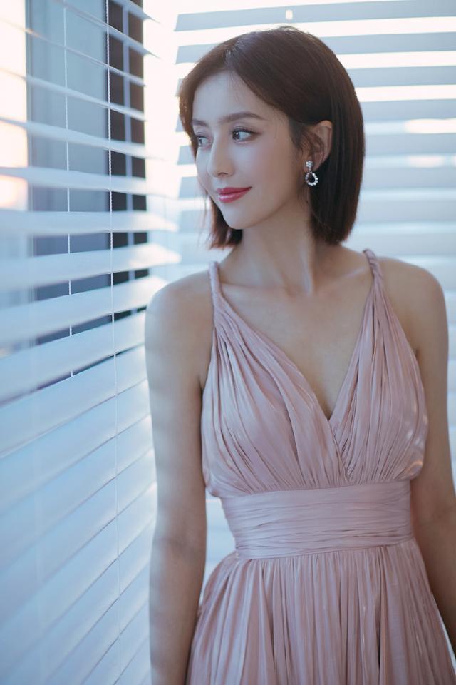 最美的迪丽热巴照片,中国最美丽的明星迪丽热巴