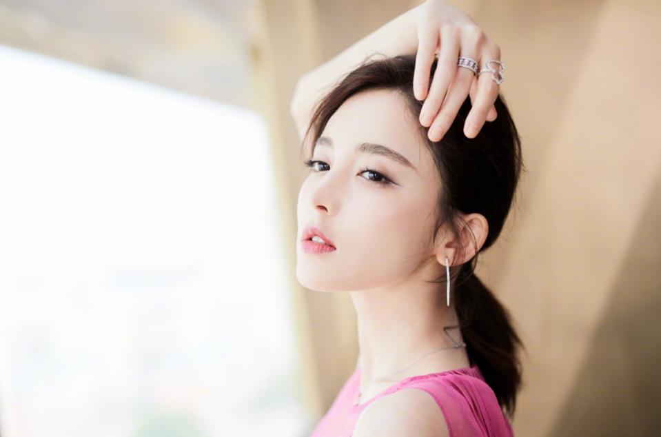 最美的迪丽热巴照片,中国最美丽的明星迪丽热巴