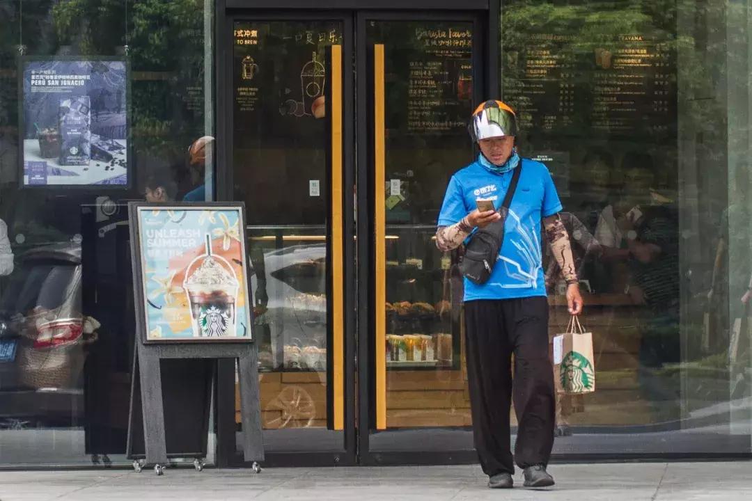 星巴克和阿里巴巴合作原因,联手阿里巴巴和星巴克