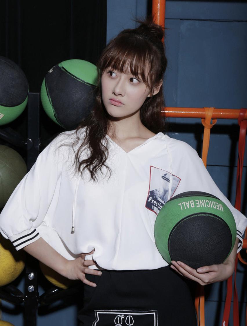 盘点:十大势头劲猛的新晋实力小花,《白夜追凶》梁缘上榜