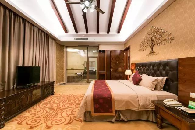 云顶温泉度假酒店无边际泳池,云顶温泉大酒店有多少家