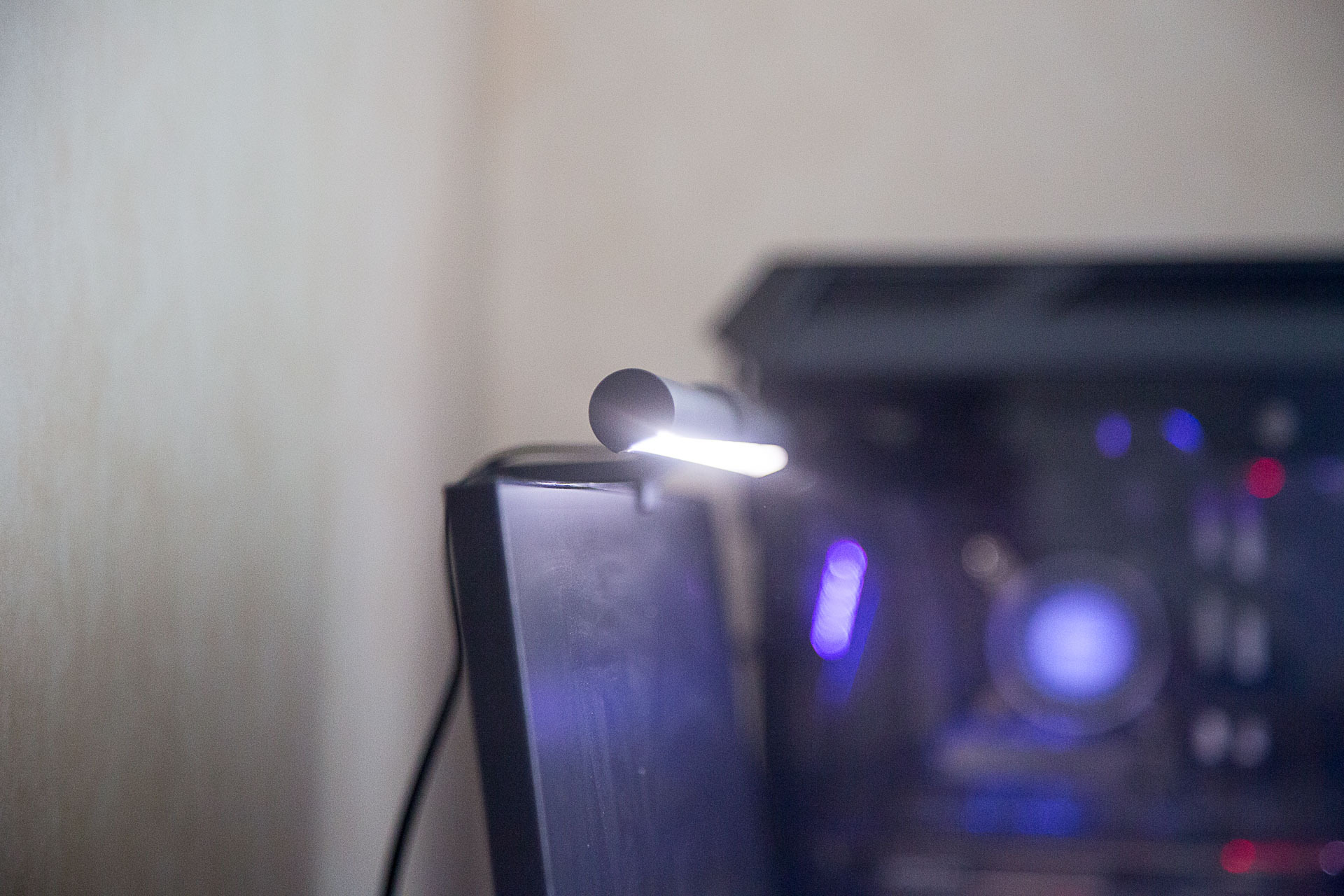 华硕1070ti显卡怎么装,华硕1070ti装机效果