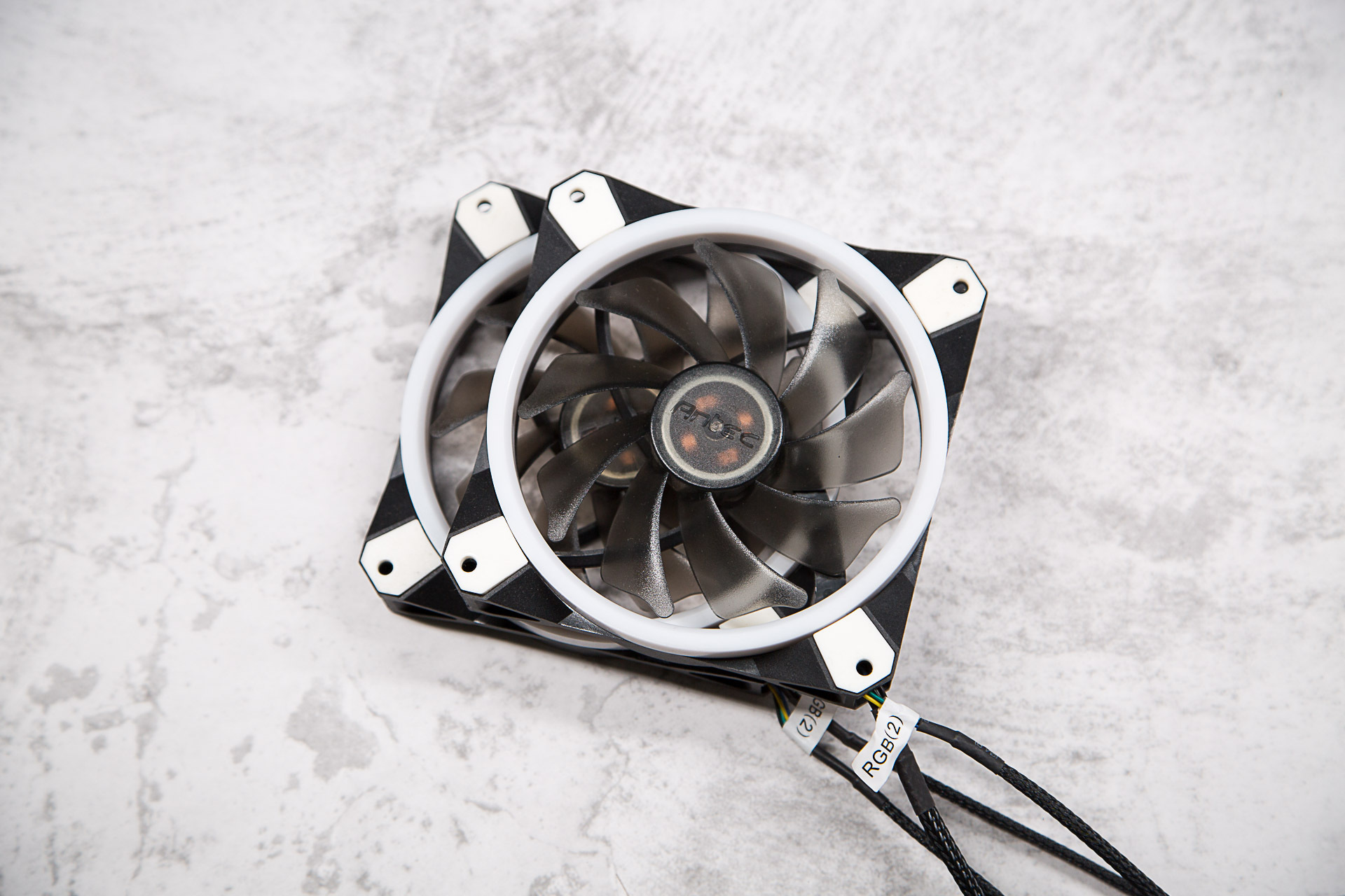 华硕1070ti显卡怎么装,华硕1070ti装机效果