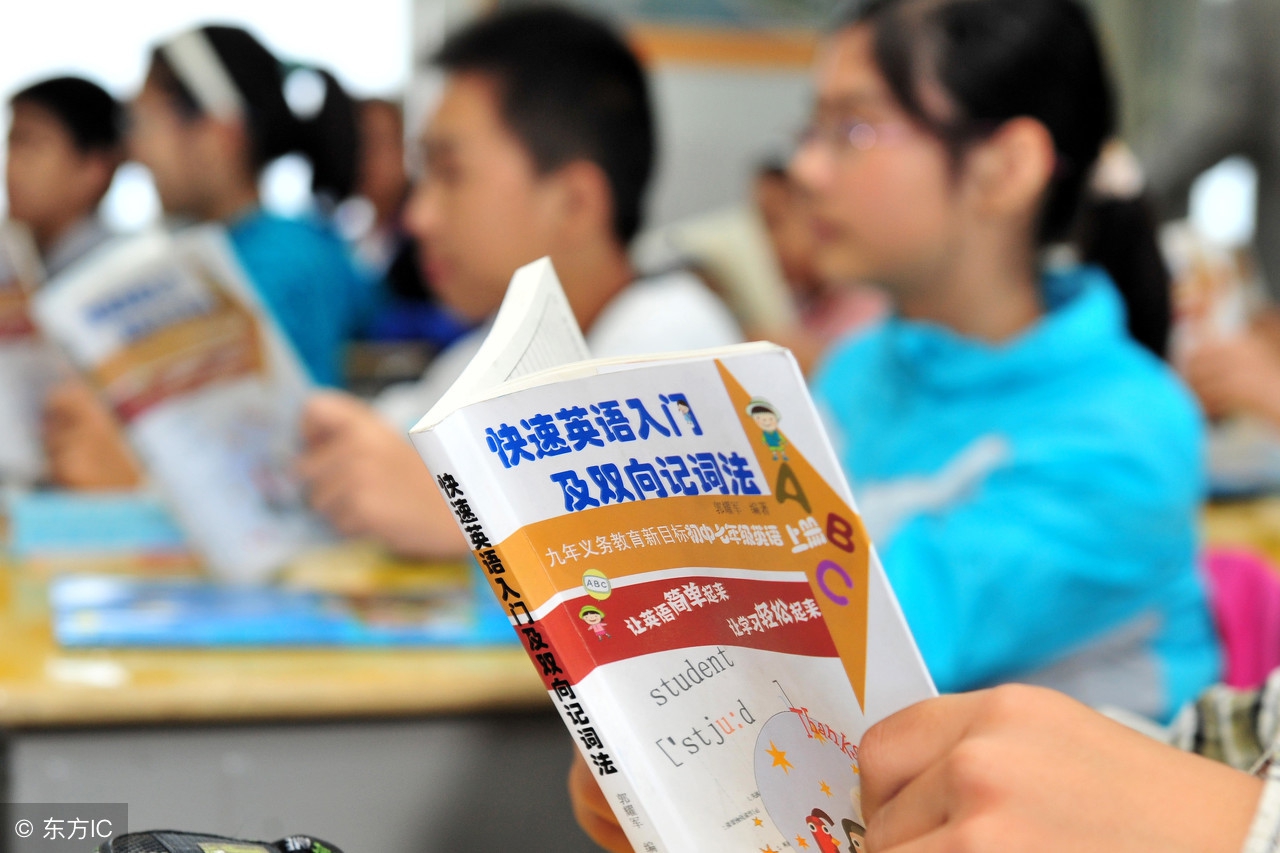 外研五年级上册英语第五模块朗读,五年级上册英语第一单元课文朗读