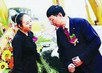 47岁的他起步创业如今身价110亿,他高中毕业