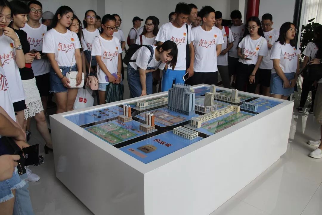 打造创新创业发展平台,创新创业孵化平台建设