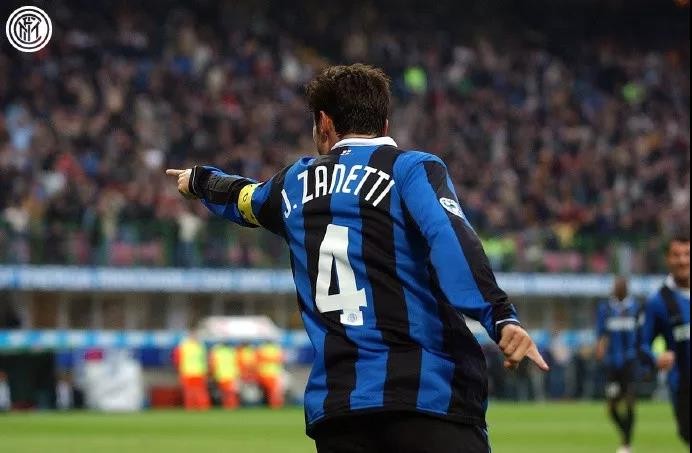 19年抒写一段传奇，蓝黑军团永恒的4号