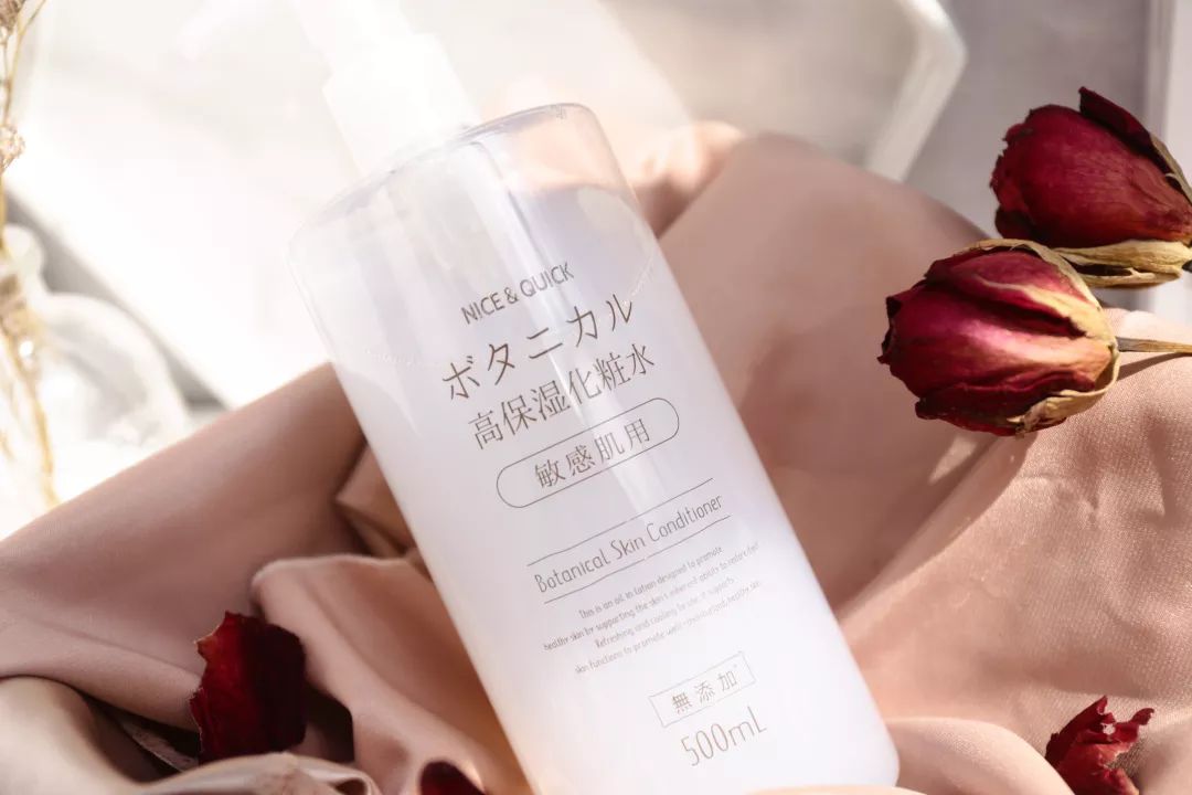 好物｜喷一喷，不粘腻，皮肤那叫一个水嫩！